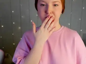 Chaturbate Nude Webcam of b_e_l_l_a_trix