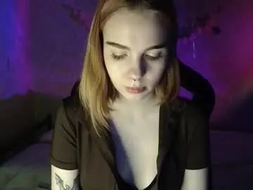 Chaturbate Live Sex Cam of kara_bloom