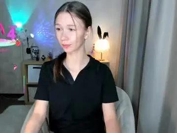 Chaturbate Adult Video Chat of living_doll