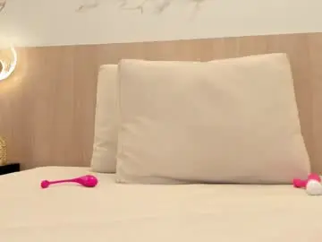 Chaturbate Live Sex Cam of victoria_hokings