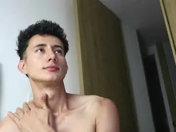 Chaturbate Watch Live Sex Cams of alexxx__01