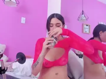 Chaturbate Best live sex cam show of liapinket