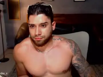 Chaturbate Best live sex cam show of mike_montoya