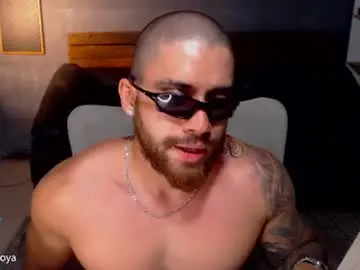 Chaturbate Free Porn Cam of mike_montoya
