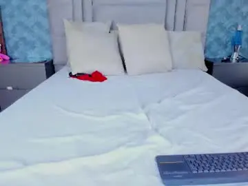 Chaturbate Live Sex of niiamoore_