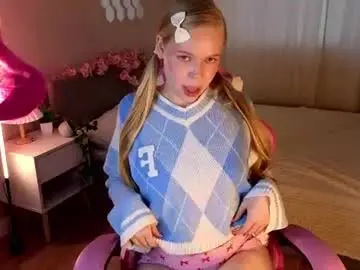 Chaturbate Nude Webcam of sweeeet_angell