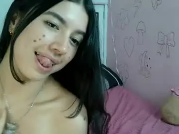 Chaturbate Adult Video Chat of aine_ileana