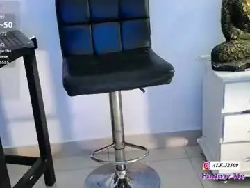 Chaturbate Live Porn of ale_2509