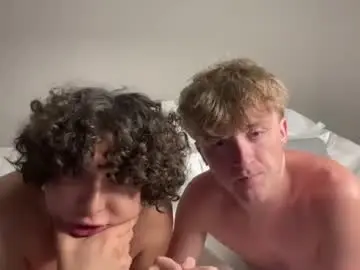 Chaturbate Live Sex Cam of evanbrown333