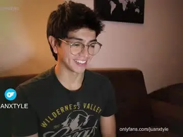 Chaturbate Sex Chat of juancamroom