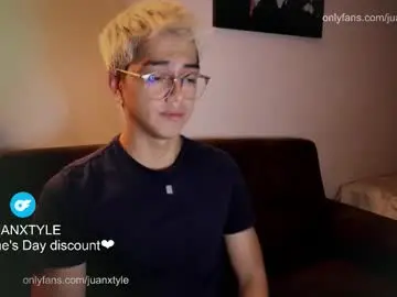 Chaturbate Watch Live Sex Cams of juancamroom