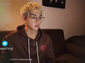 Chaturbate Adult Video Chat of juancamroom