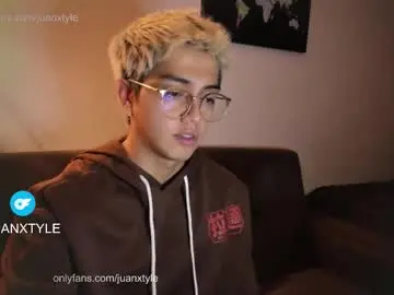 Chaturbate Live Porn of juancamroom