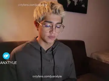 Chaturbate Nude Webcam of juancamroom