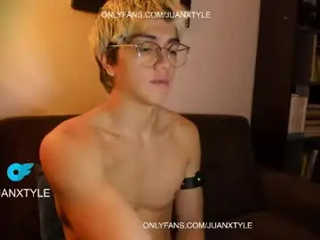 Chaturbate Adult Video Chat of juancamroom