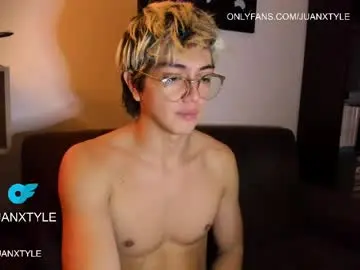 Chaturbate Free Live Porn of juancamroom