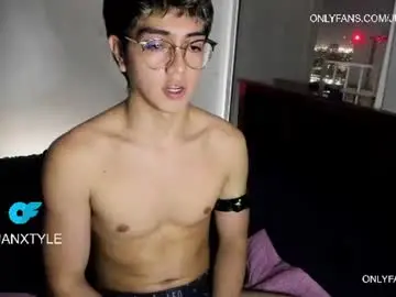 Chaturbate Live Sex of juancamroom