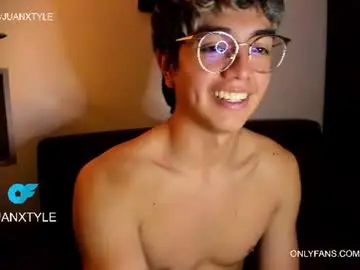 Chaturbate Live Porn of juancamroom