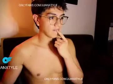 Chaturbate Live Porn of juancamroom