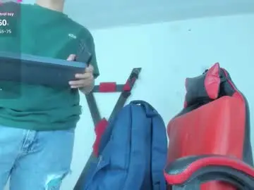 Chaturbate Adult Webcam of steven19_latinboy