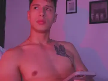 Chaturbate Best live sex cam show of guy_twinks