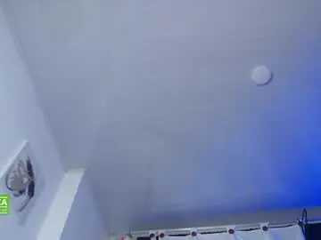 Chaturbate Best live sex cam show of pretty_valen