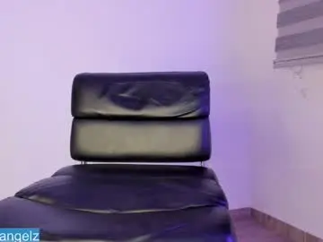 Chaturbate Live Sex Cam of sarah_angelz