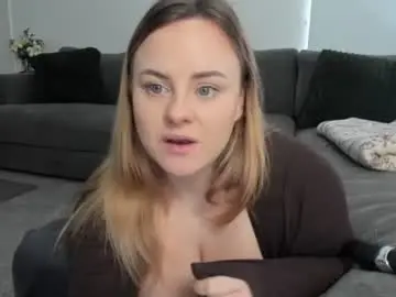Chaturbate Best Webcam of tigoldbitties11