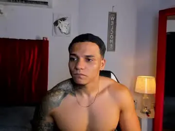 Chaturbate Sex Cam of alan_vitori