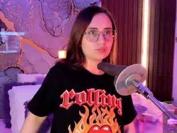 Chaturbate Live Sex Cam of alice_cute77