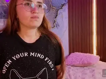 Chaturbate Adult Webcam of alice_cute77