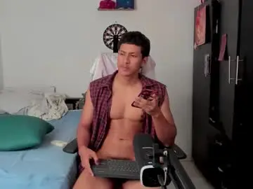 Chaturbate Sex Chat of ivano_jones