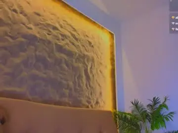 Chaturbate Adult Webcams of jadee__