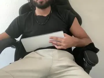 Chaturbate Live Sex Cam of cylusx