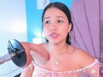 Chaturbate Watch Live Sex Cams of emma_clarke_