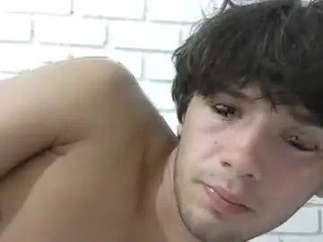 Chaturbate Live Sex Cam of hunglikecrazyy