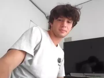 Chaturbate Free Live Porn of hunglikecrazyy