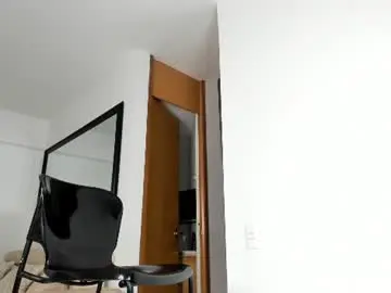 Chaturbate Watch Live Sex Cams of sr_smit_hot