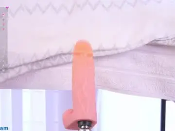 Chaturbate Nude Webcam of emilyfinne