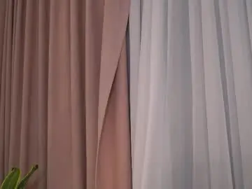 Chaturbate Best live sex cam show of emilyfinne