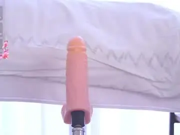 Chaturbate Nude Webcam of emilyfinne