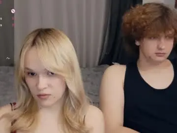 Chaturbate Live Porn of georgiy_and_murckmyauu