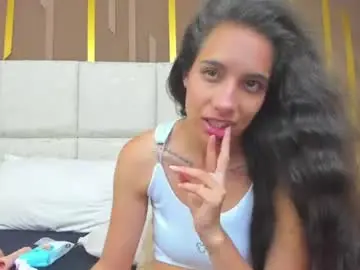 Chaturbate Watch Live Sex Cams of miacours