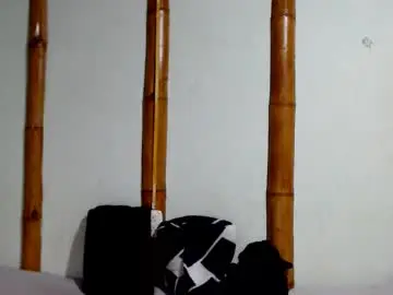 Chaturbate Free Porn Cam of miahells