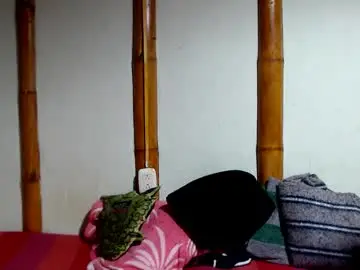 Chaturbate Best live sex cam show of miahells