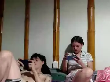 Chaturbate Watch Live Sex Cams of miahells