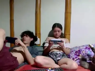 Chaturbate Live Sex of miahells