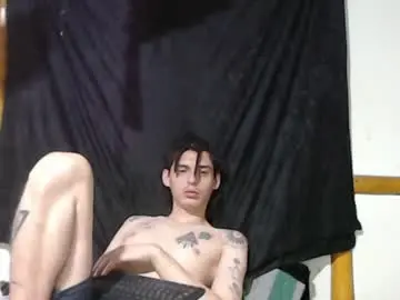 Chaturbate Best live sex cam show of miahells