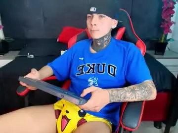 Chaturbate Adult Webcam of adamswalkerr_