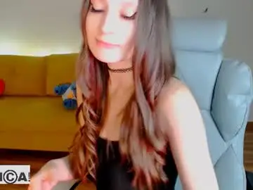 Chaturbate Live Sex Cam of ivybellamyy
